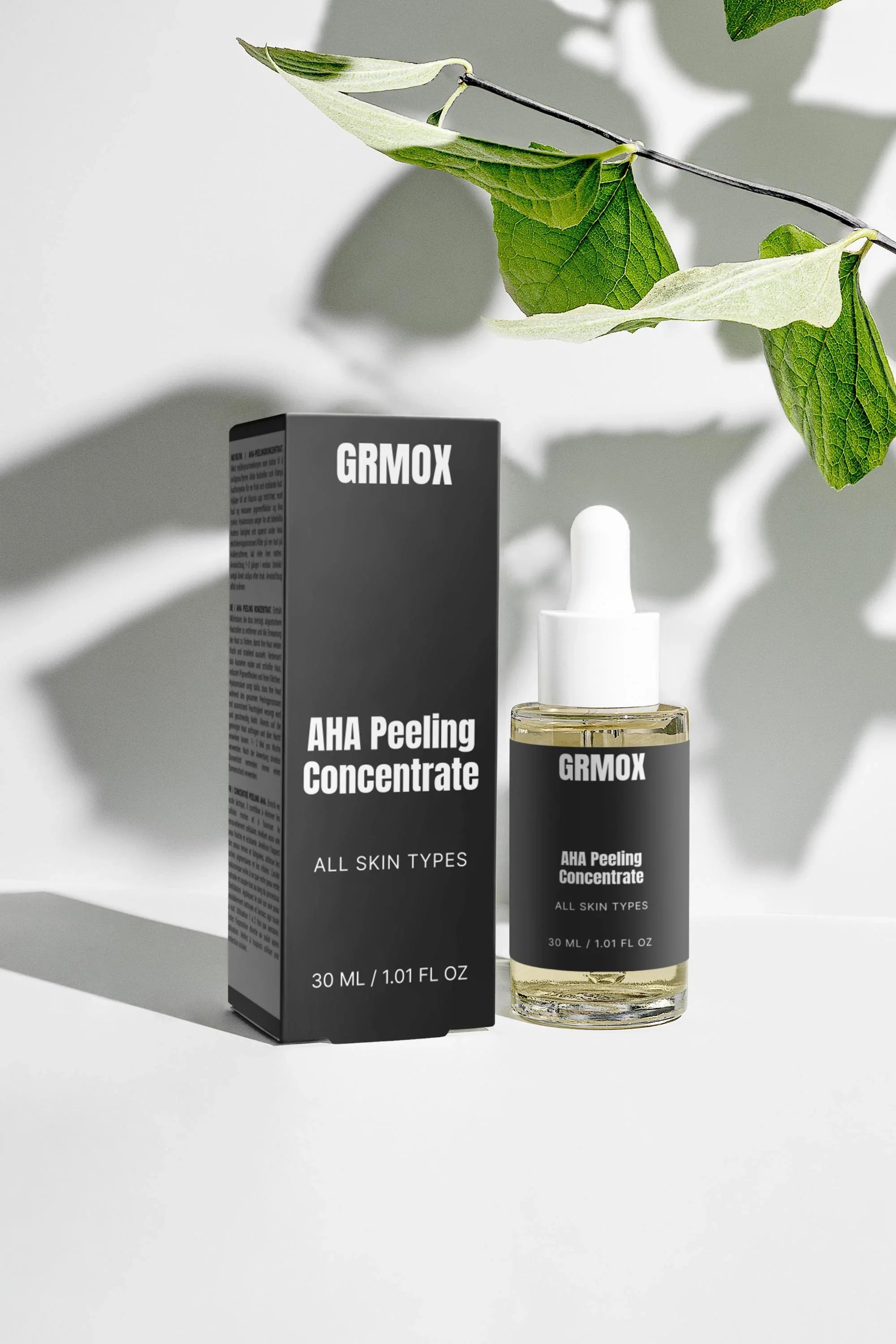 GRMOX AHA Peeling Concentrate for all skin types, 30ml bottle with dropper, minimalist packaging, green leaf accent